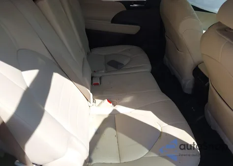 2021 Toyota Highlander Xle from USA, damaged, VIN 5TDGZRAH6MS530747